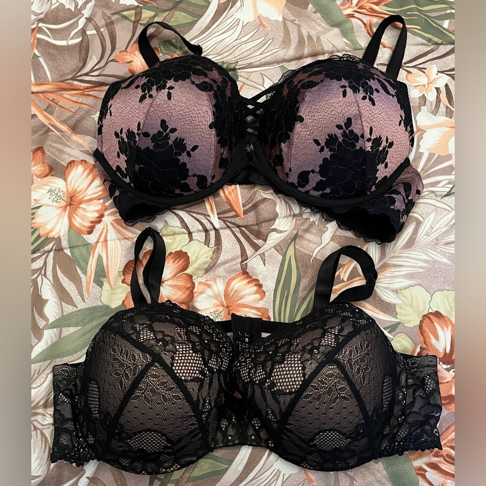 Torrid Curve Women’s Bra Size 42DD Lot Of 2